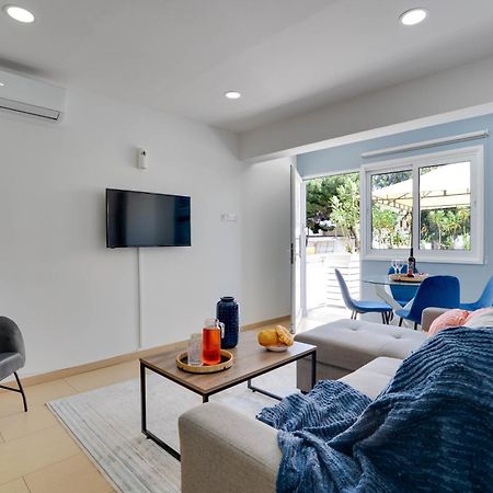 Atlantis Apartments 50M From Makenzy Seafront لارنكا المظهر الخارجي الصورة