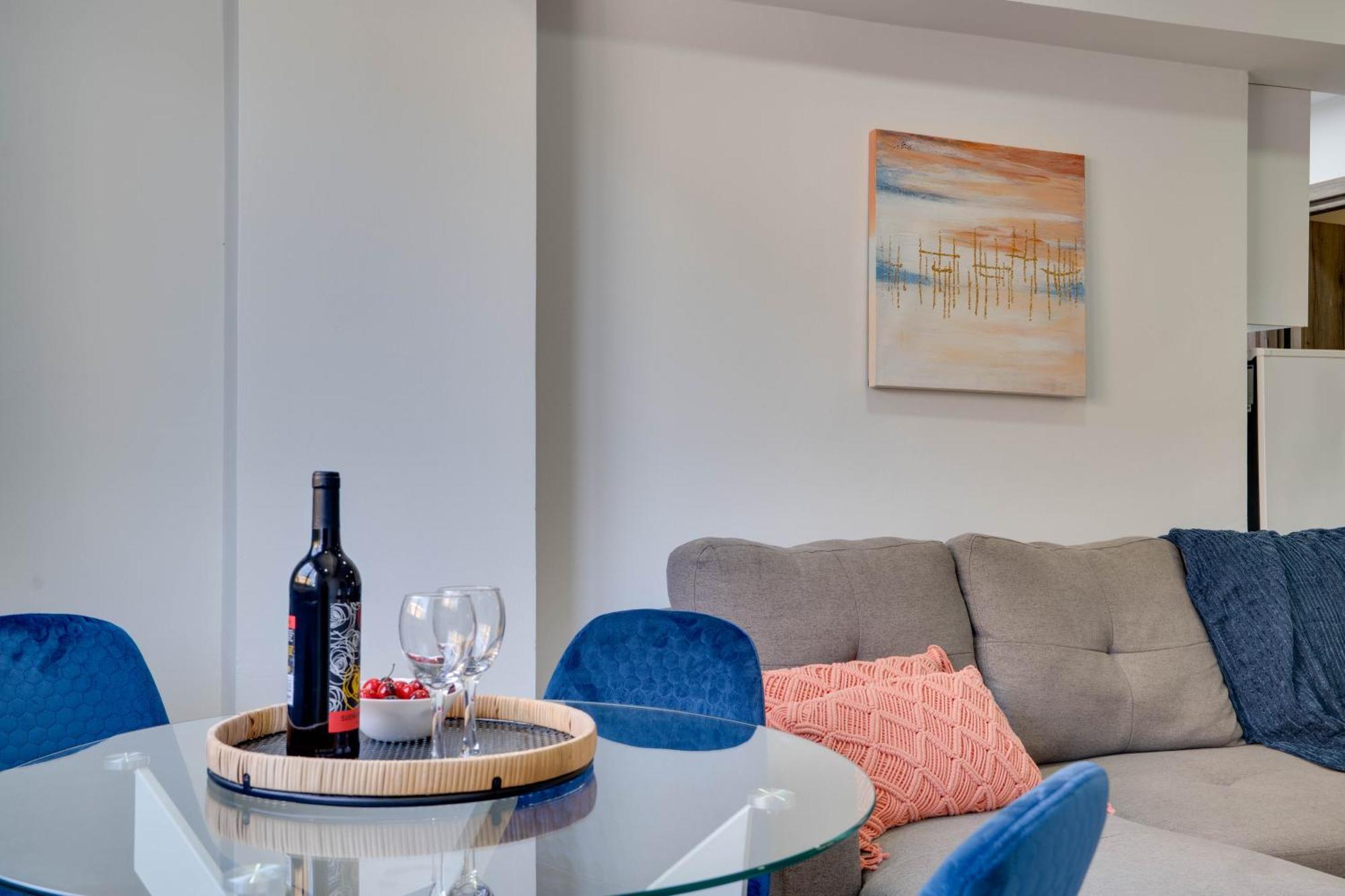 Atlantis Apartments 50M From Makenzy Seafront لارنكا المظهر الخارجي الصورة