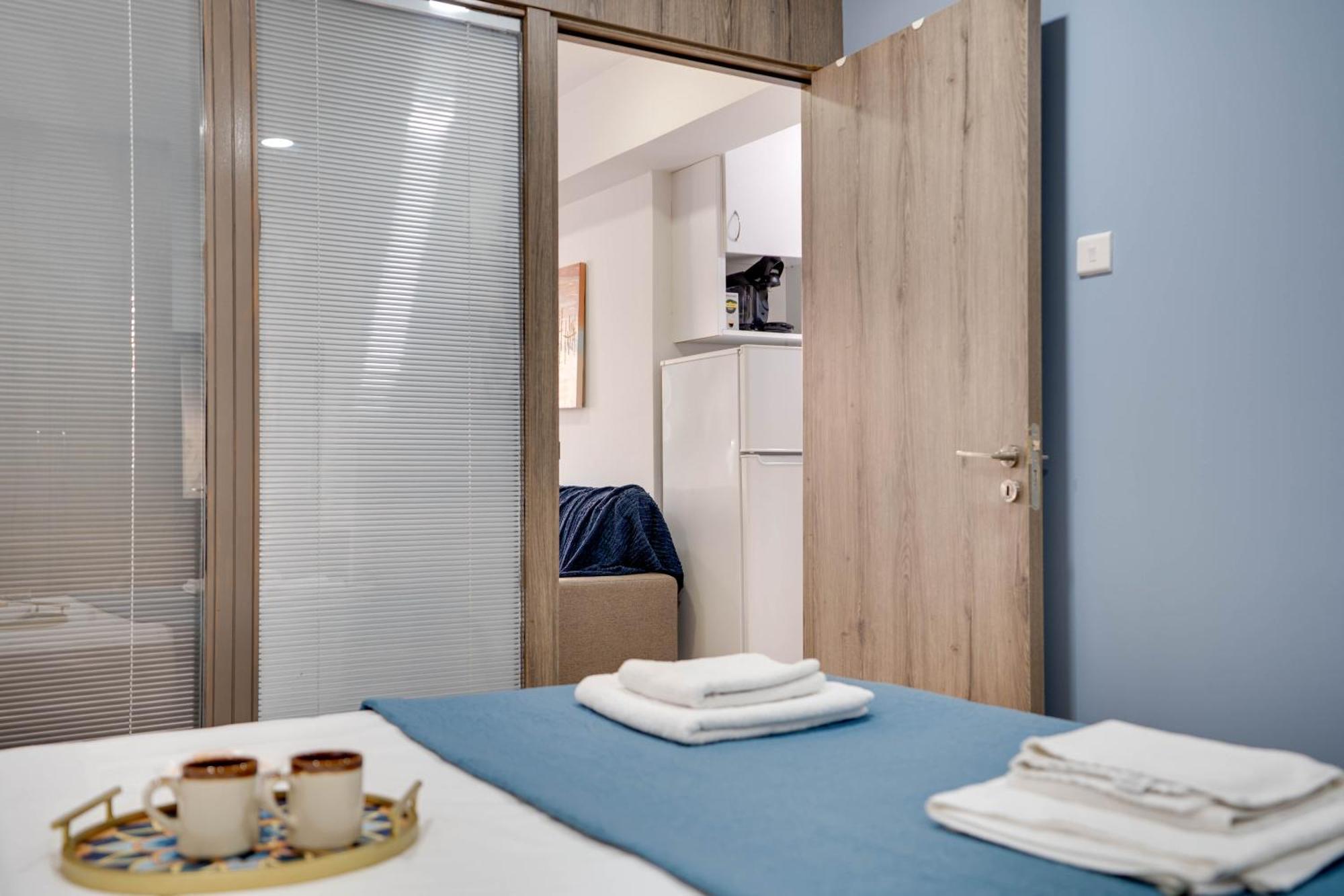 Atlantis Apartments 50M From Makenzy Seafront لارنكا المظهر الخارجي الصورة