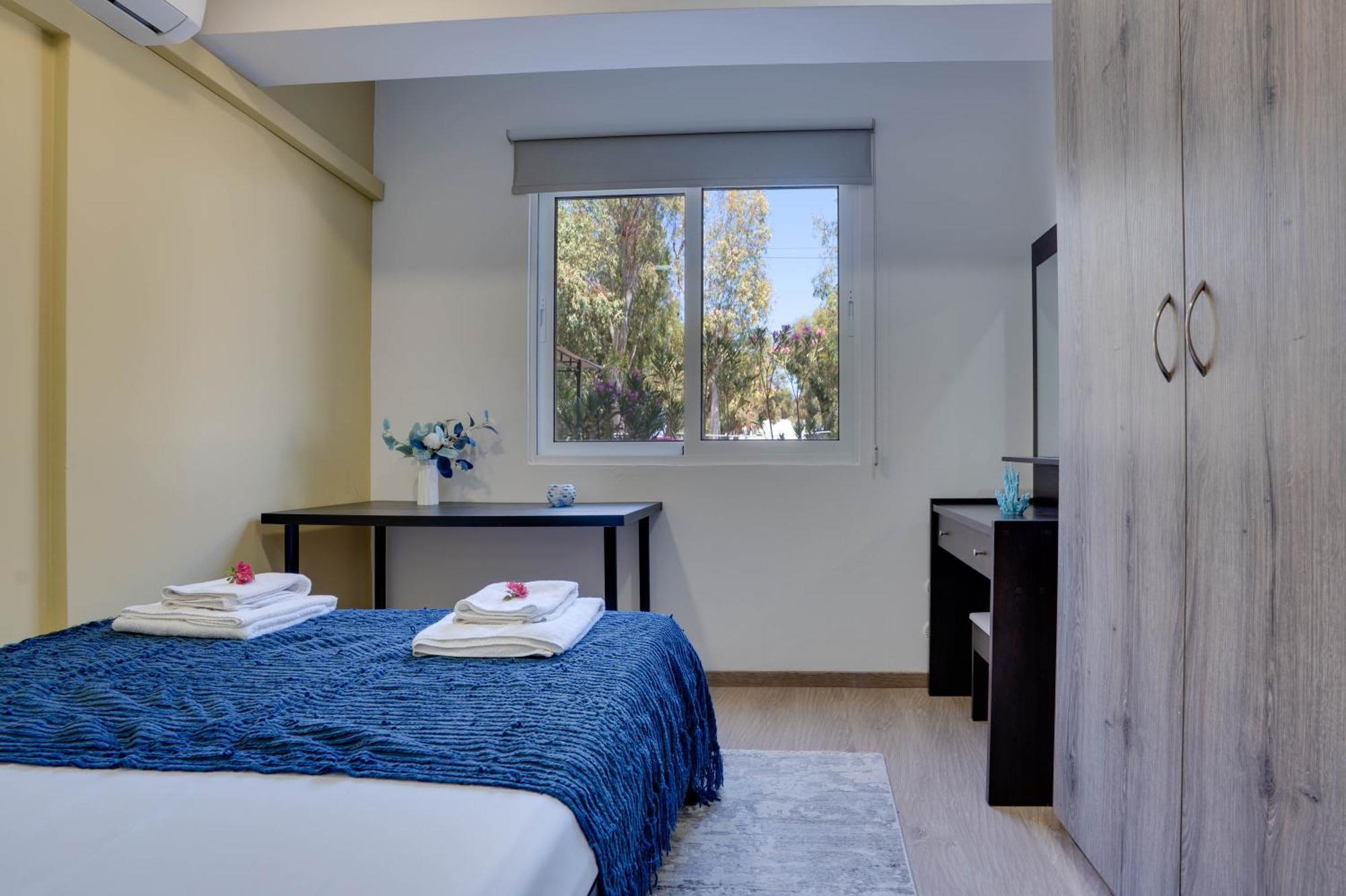 Atlantis Apartments 50M From Makenzy Seafront لارنكا المظهر الخارجي الصورة